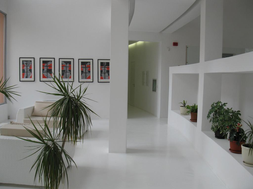 Family Hotel The Body Batak Luaran gambar